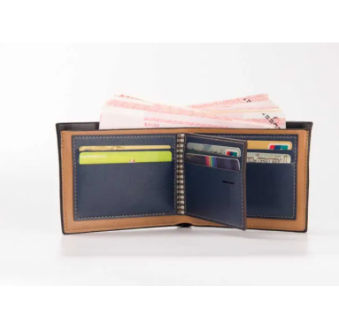 Best minimalistic leather wallet for men